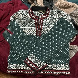 LL BEAN Nordic fair isle Christmas sweater